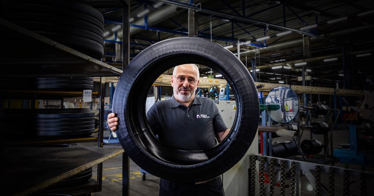 Laatste uren binnen bandenfabriek Vredestein doen pijn bij Sami (58): ‘Ga vrienden en collega’s erg 