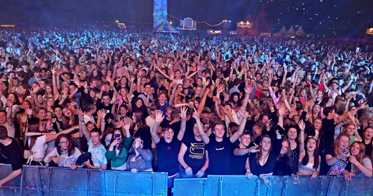 Dak d’r af festival in Saasveld: Mooi feest maar wel problemen met verkeer en uitgifte drankmunten