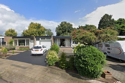 Op vakantie in eigen huis: deze bungalows zijn te koop in Almelo