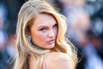Romee Strijd in tranen na afwijzing Victoria’s Secret Show: ‘Ik voel me niet gesteund’