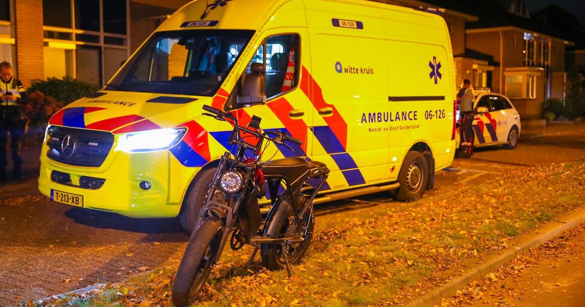 Oversteken gaat mis in Apeldoorn: tweetal op fatbike gewond