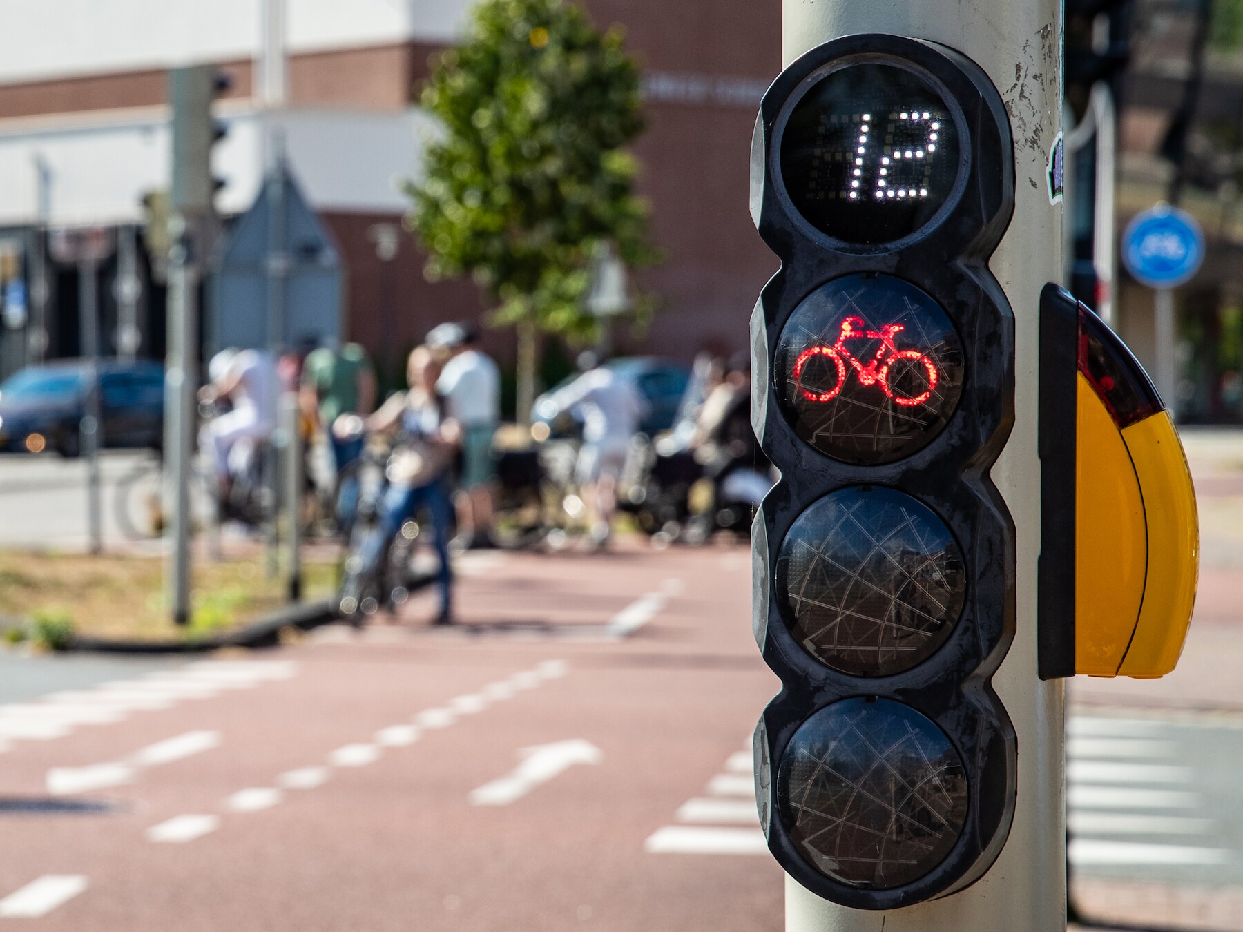 Niet alle ‘voorspellers’ voor verkeerslichten werken goed, meldpunt voor klachten in Deventer