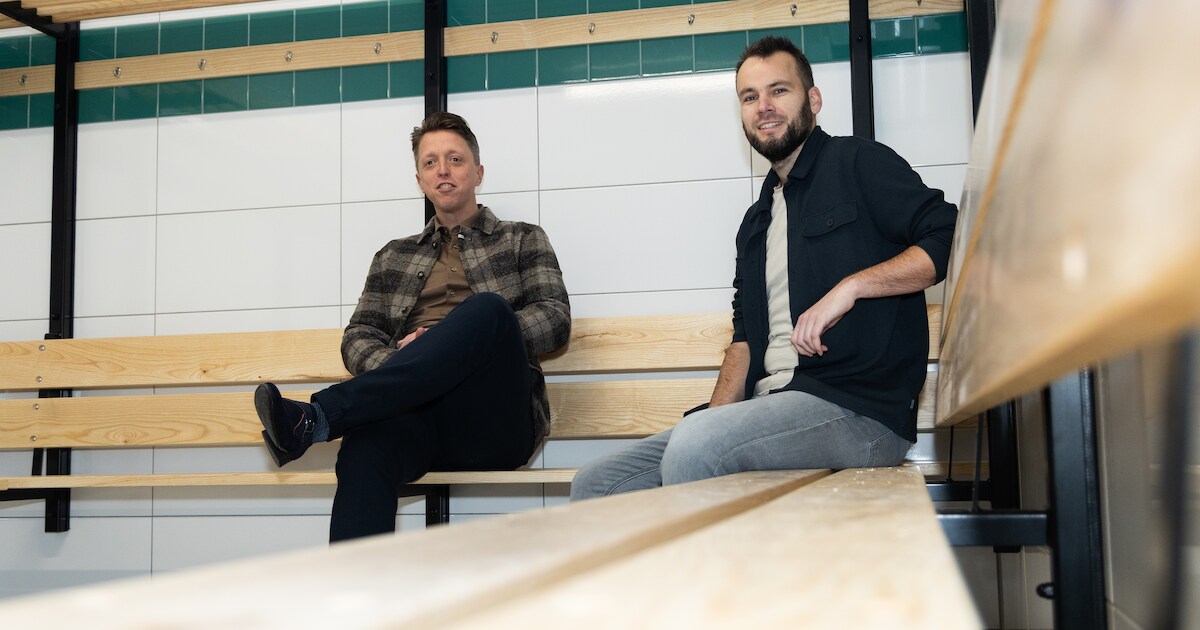 Voetballers Gramsbergen staan te dringen voor bouw accommodatie: ‘Maar 5 emmers voor 40 vrijwilliger