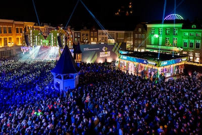 Dj’s 3FM staan dit jaar met Glazen Huis in Arnhem