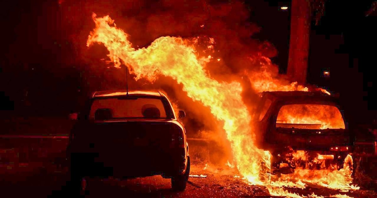 Alweer autobrand in Vriezenveen: brandstichting niet uitgesloten