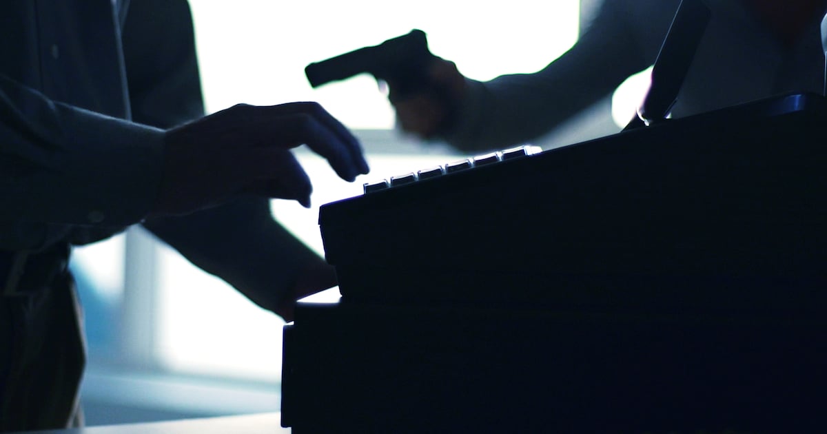 Zo voorkom je escalatie bij een overval: vier tips die je moet kennen