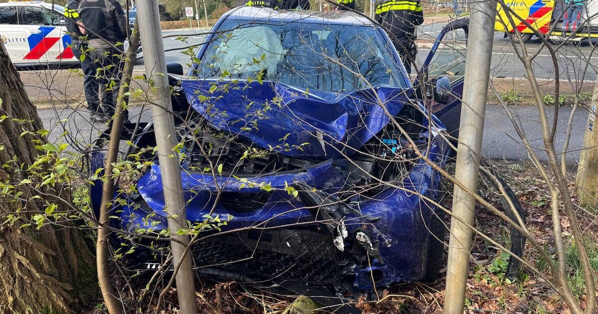 Gewonde bij ongeluk op Otterloseweg in Ugchelen