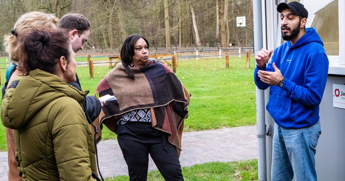 Raalte roept hulp in van inwoners voor opvang van 233 asielzoekers: ‘We moeten huidig beleid uitvoer