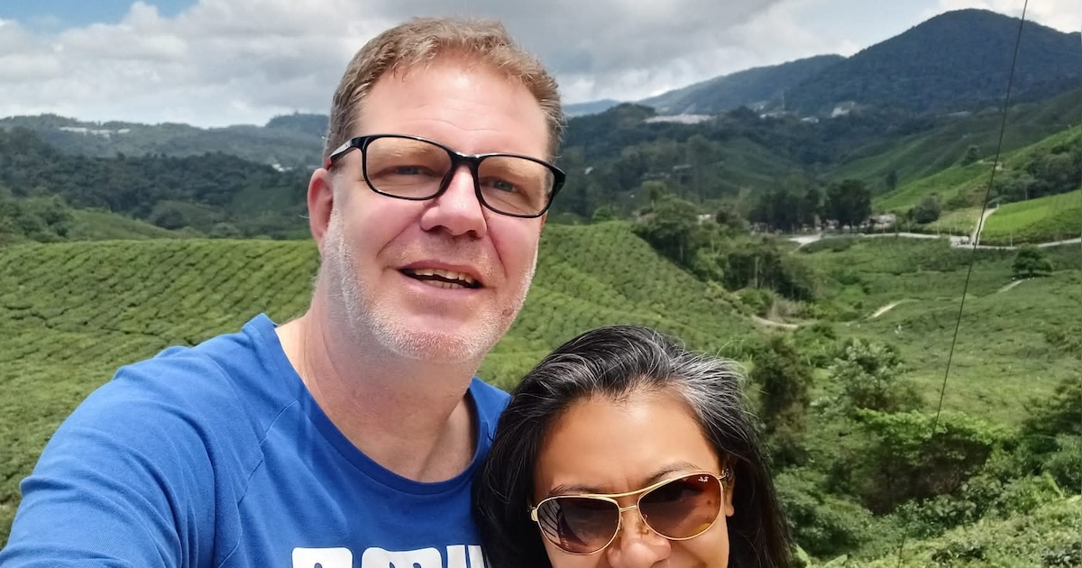 Tukker Martin (58) bouwde in Singapore een nieuw leven op met sportscholen en twee pleegkinderen