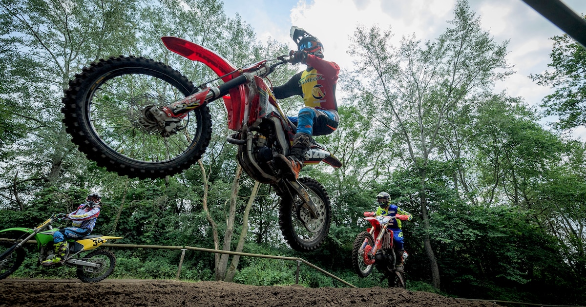Als 16-jarige crossen op ’t Kötterbos: ‘Ik kan hier bijna met mijn ogen ...