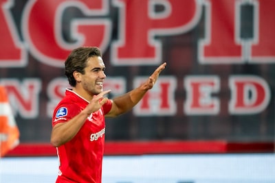 FC Twente-speler Bart van Rooij kan sprinten als de beste: ‘Tegenstanders moeten denken: daar komt-ie weer’