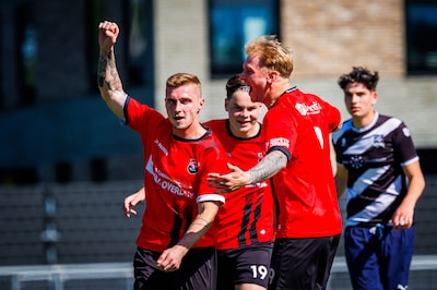 Scheidsrechter opgesloten in kleedkamer door voetbalteam: ‘Een trieste dag'
