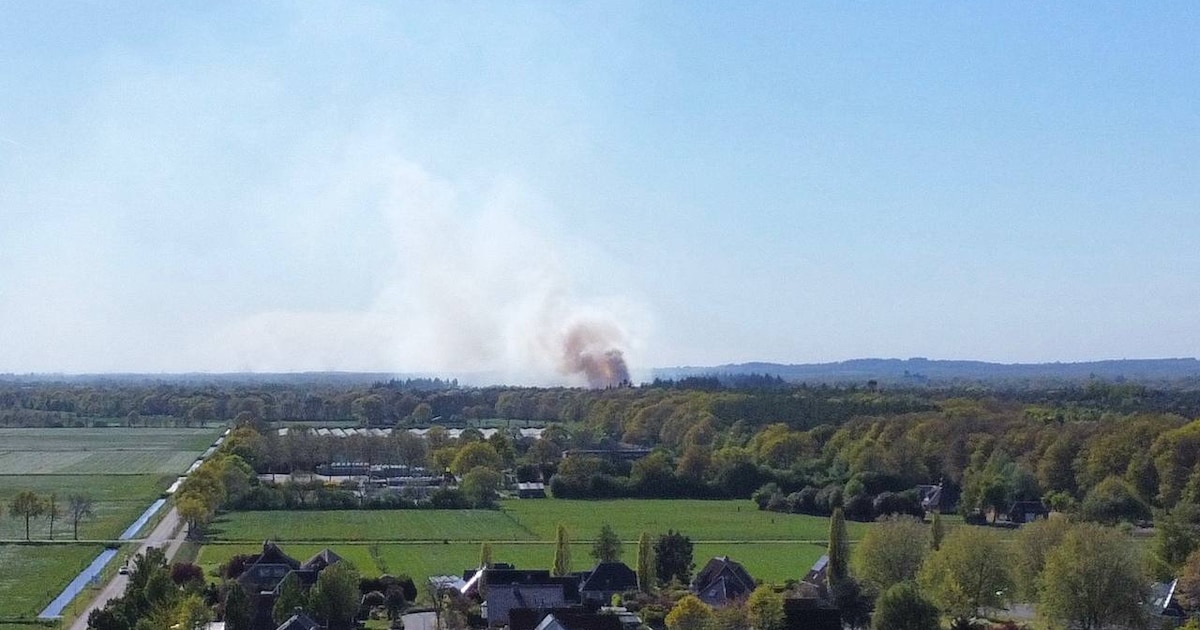 Heidebrand nabij Bosweg in Den Ham onder controle