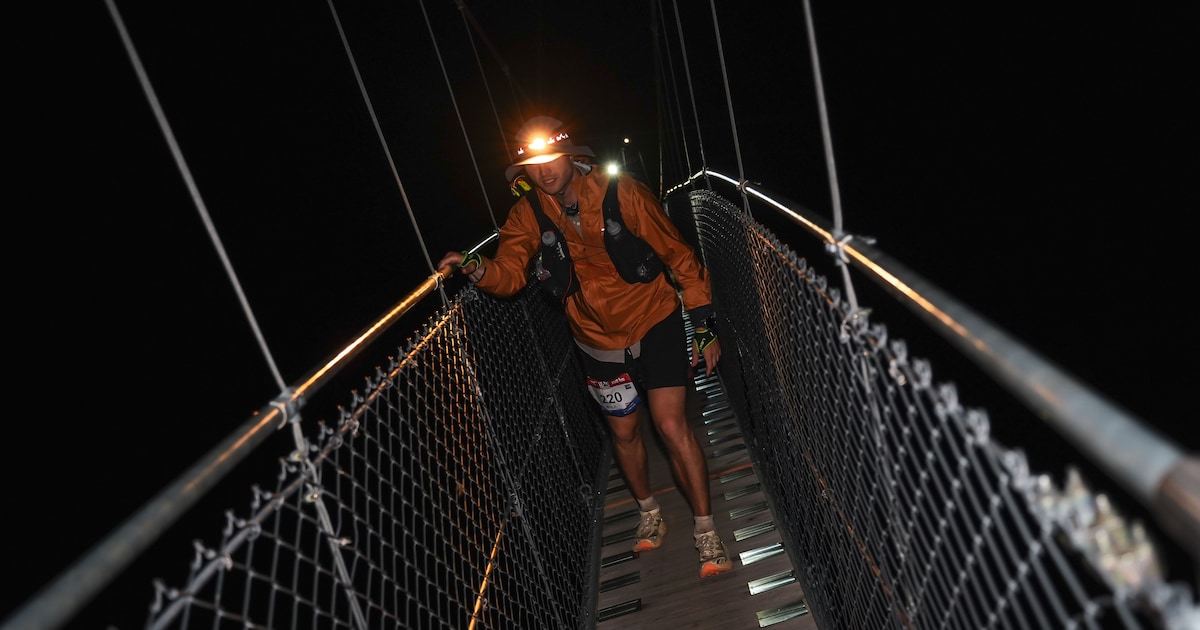 Wout (31) rent 160 kilometer onafgebroken door Zwitserse Alpen, tot het dreigt mis te gaan