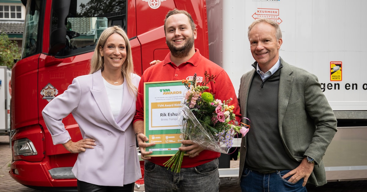 Vrachtwagenchauffeur Rik ziet voor zijn ogen een ongeluk en schiet gelijk te hulp.