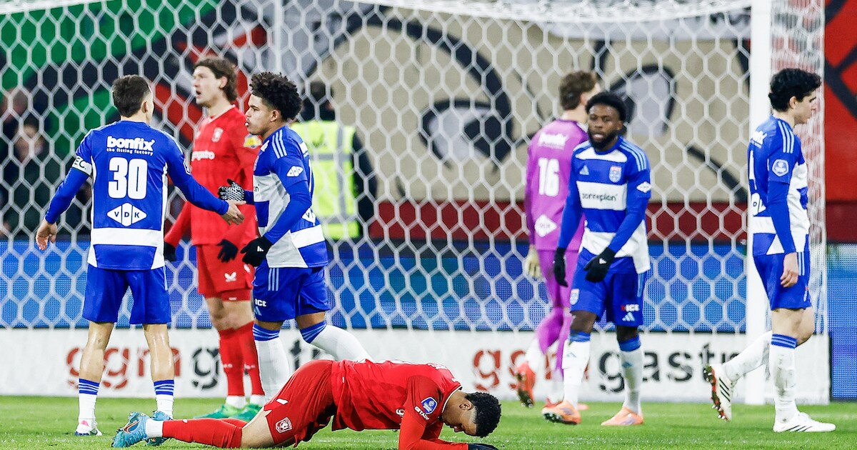 Van den Brom gaat niet mee in de roep om nieuwe spelers bij FC Twente ... - Ign Stockholm Grounding Brom Stop