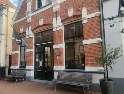 Jammer! Mrs. Brown verlaat Enschede en gaat naar de Achterhoek