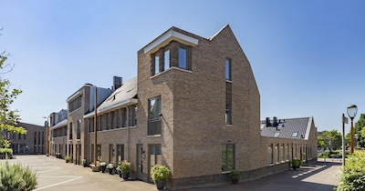 Almelo spekkoper met 57 nieuwe huizen voor Oekraïense vluchtelingen: ‘Gaan er waarschijnlijk aan ver