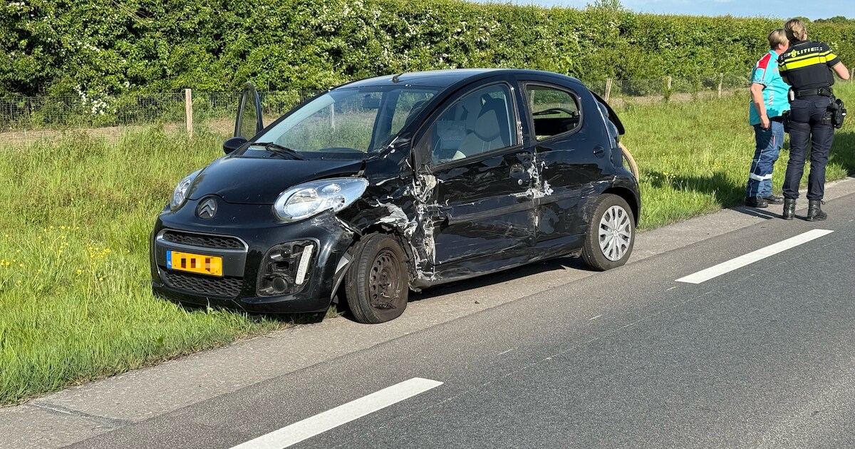 Auto’s botsen op N348 bij Schalkhaar, weg was korte tijd dicht