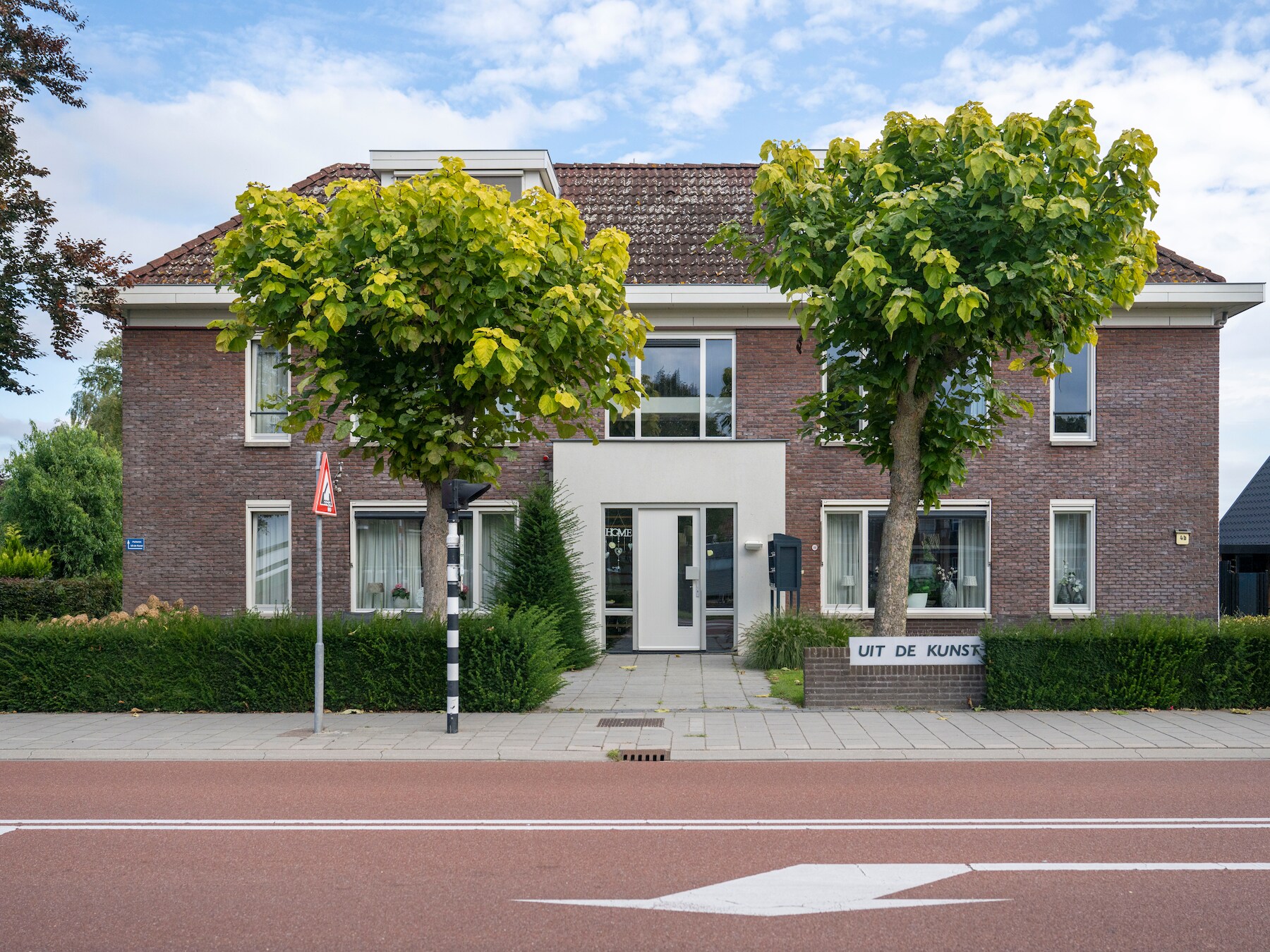 Grote zorgen bij familieleden over toekomst gehandicapte bewoners na sluiting zorgcomplex in Daarlerveen