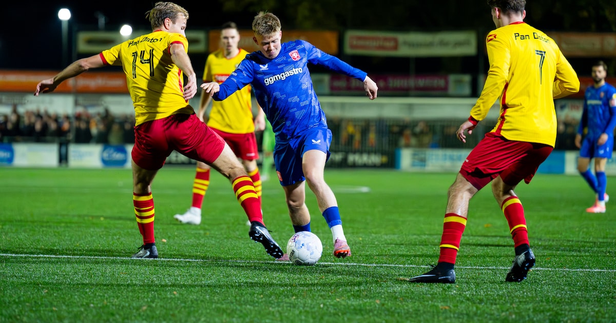 LIVE | FC Twente komt ongeschonden uit bekerstrijd met Rohda Raalte; FC Groningen mist ervaren krach