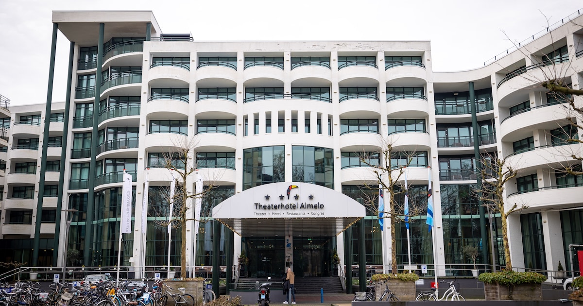 Toch weer voorstellingen in het Theaterhotel: klinkt er nu applaus vanuit het gemeentebestuur?