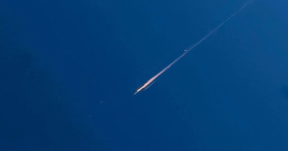 Vanuit Amsterdam tot Vlieland melding gemaakt van grote vuurbal in lucht: wat is het?