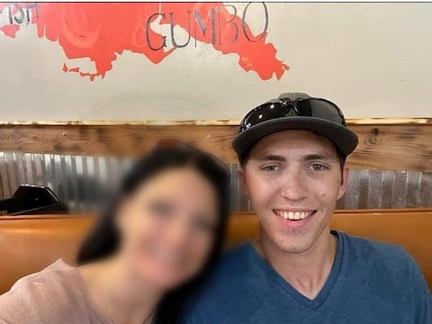 Liefdevolle gezinsfoto's tonen heel andere kant van verdachte (22) van  moord op Charlie Kirk: 'Tyler? Nee, dit kan niet' | Buitenland | Tubantia.nl