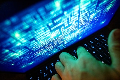 Website RIVM op zwart nadat onbekenden binnendringen via ‘kwetsbaarheid in formulier’