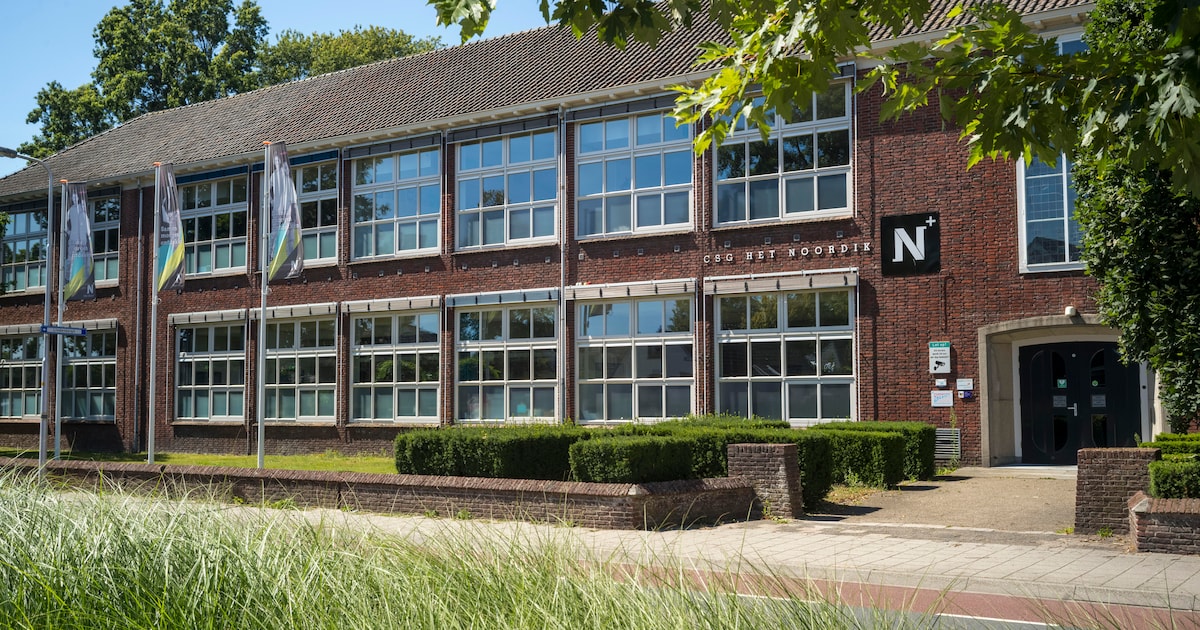 Oude scholen verdienen beschermde status volgens stichting, maar Twenterand weigert