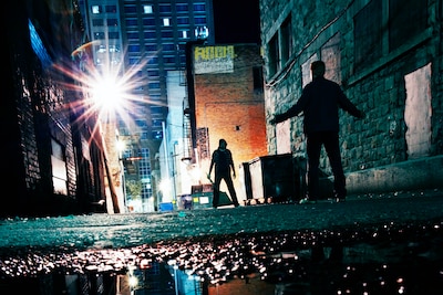 Vrouw naar ziekenhuis na grote knokpartij in Gronau, politie vindt meerdere wapens