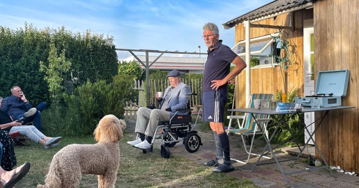 freek-willem-van-de-gamma-reclame-in-het-park-in-enschede-gratis-en