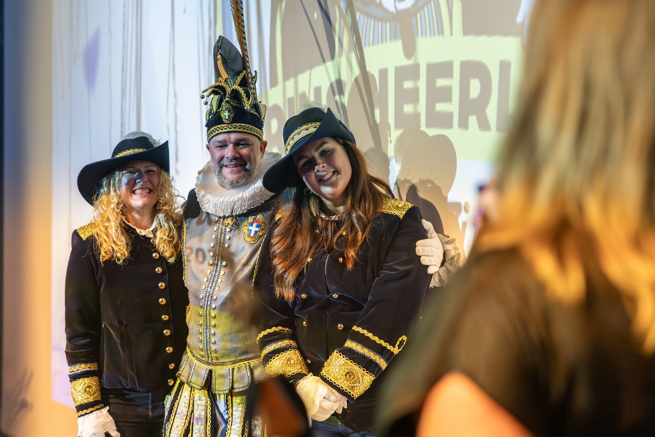 Julien (42) volgt zijn broer op als Prins Carnaval van Sassendonk ...