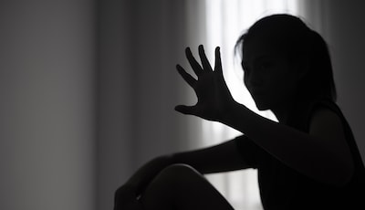 Man uit Borne (37) verdacht van verkrachting van eigen zus: ‘Ik weet echt niet wat me heeft bezield’