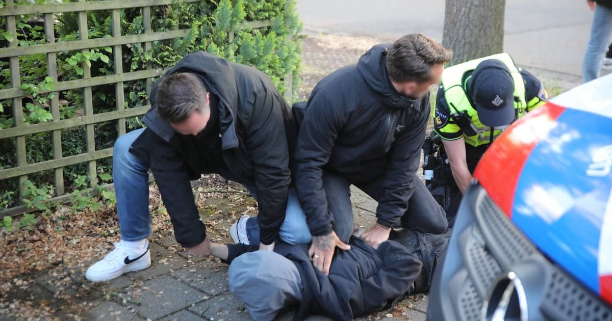 Weer minderjarigen opgepakt bij demonstratie op ‘Oranjerotonde’ in Apeldoorn