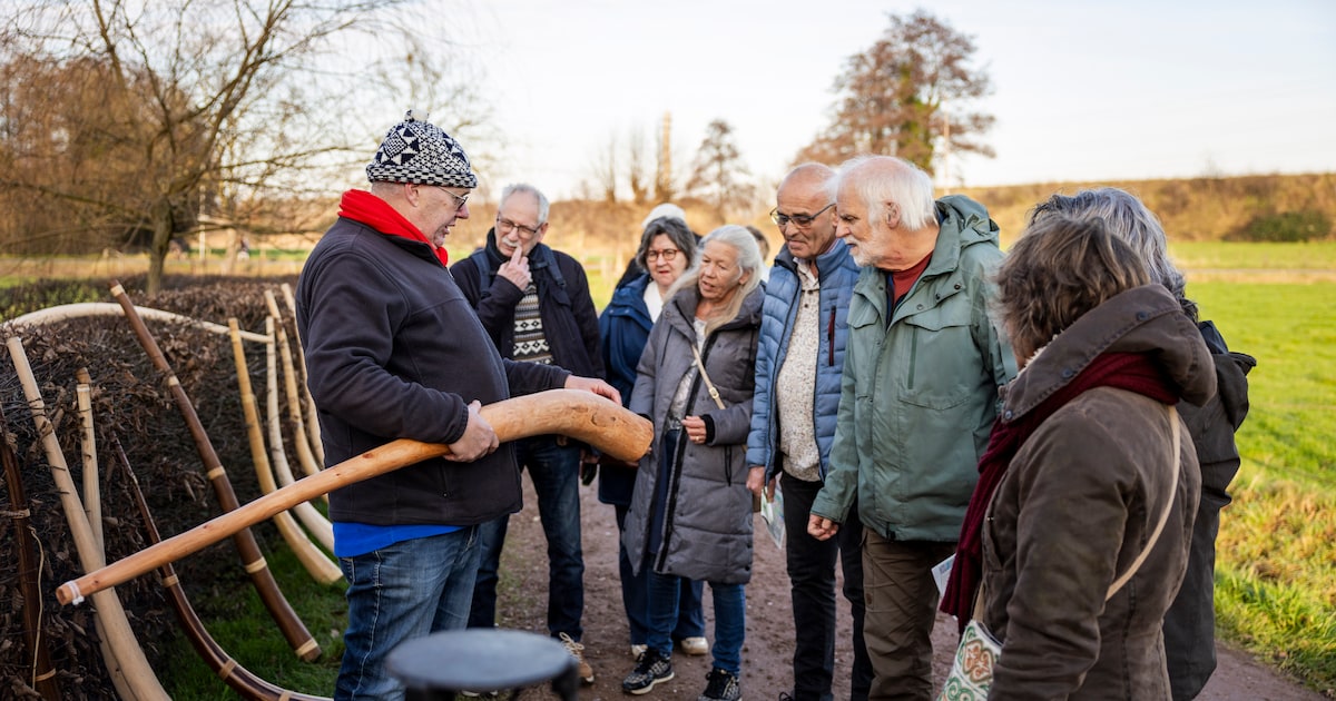 Buurtschappen dragen Twentse Midwinterhoornwandeling, al veertig jaar: ‘We doen dit samen en toch al