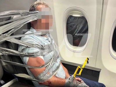 Passagier (67) in vliegtuig met ducttape vastgemaakt: ‘Hij had zijn handen om de nek van arme man naast hem’