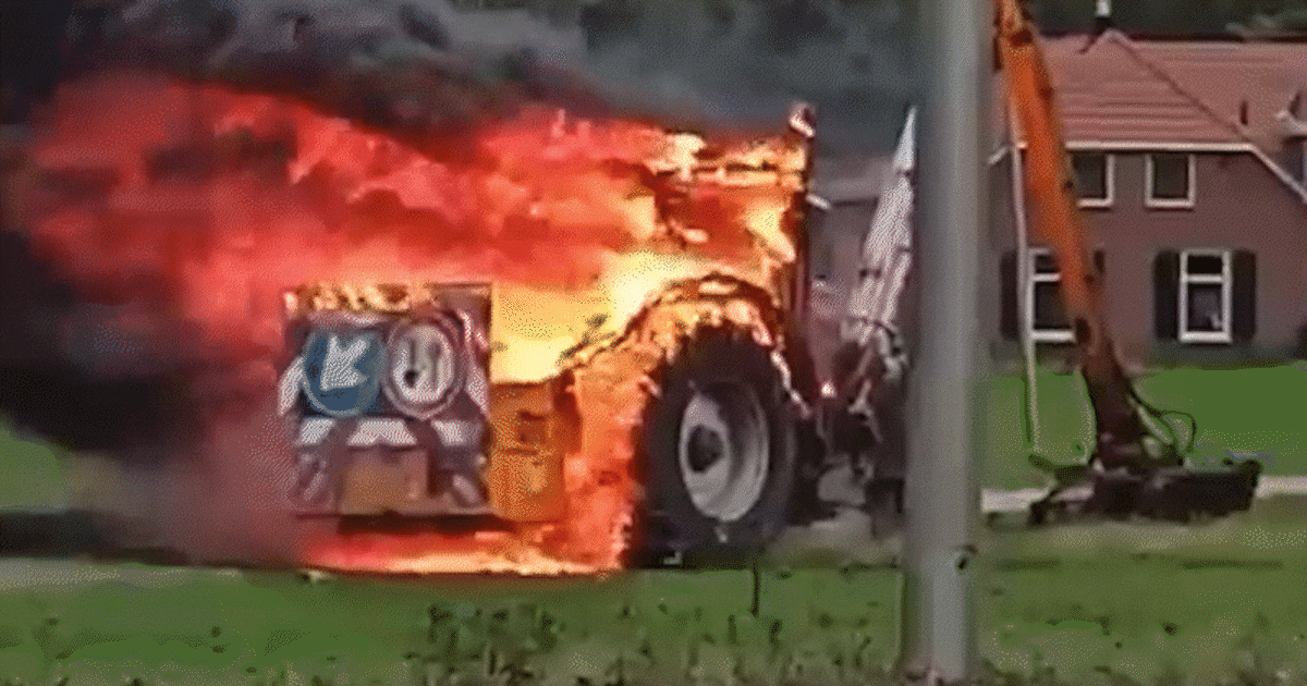 KIJK | Trekker van bedrijf uit Hattem explodeert tijdens felle brand