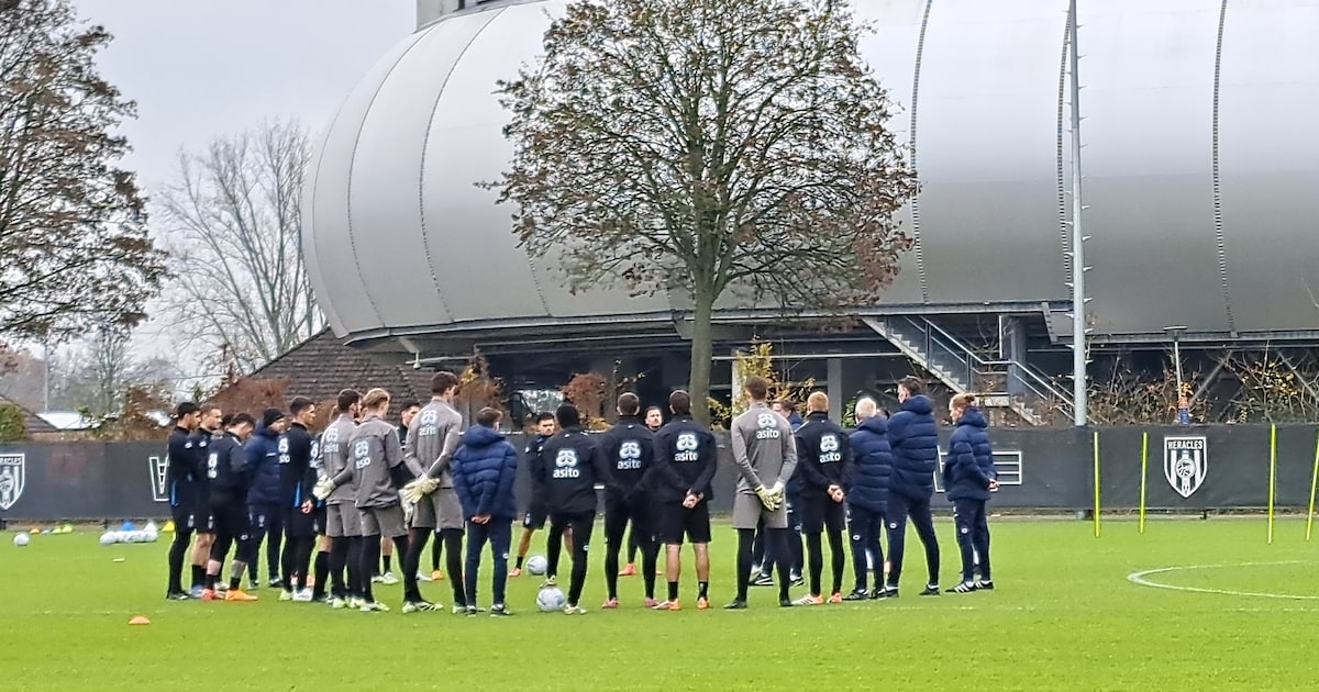 Kulenovic ontbreekt op trainingsveld van Heracles Almelo