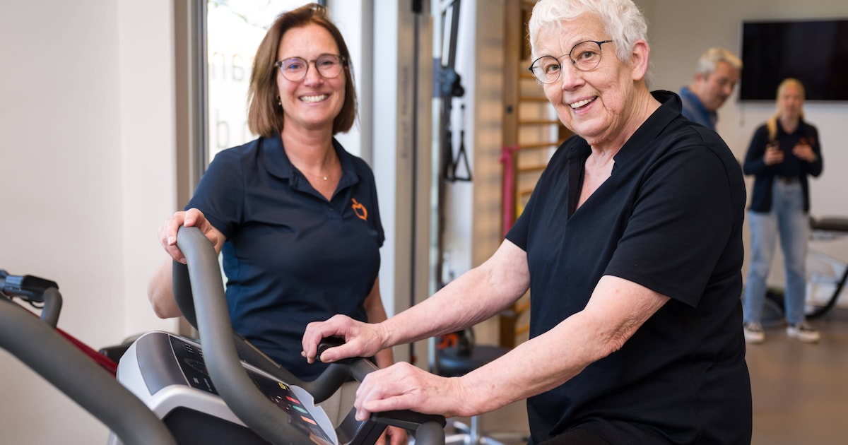 Lenny (84) zit na hartproblemen fanatiek op de fiets: ‘Liefst net iets harder dan de ander’