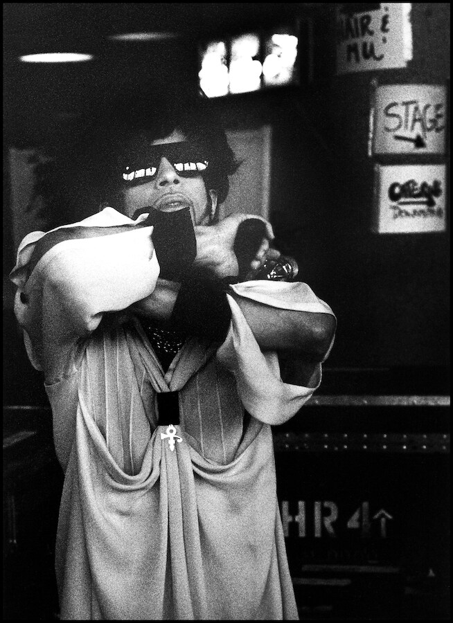 Iconische foto’s van Prince: ‘Ik verstopte camera onder lange, leren ...