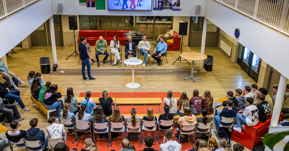 Hé, jij daar, ja jij: je moppert over stoeptegels en een gat in de weg, maar stemt woensdag niet? Ec