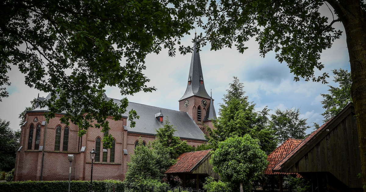 Hertme leeft dankzij de erfenis van de pastoor: ‘Geen dorp met een theater, maar een theater met een