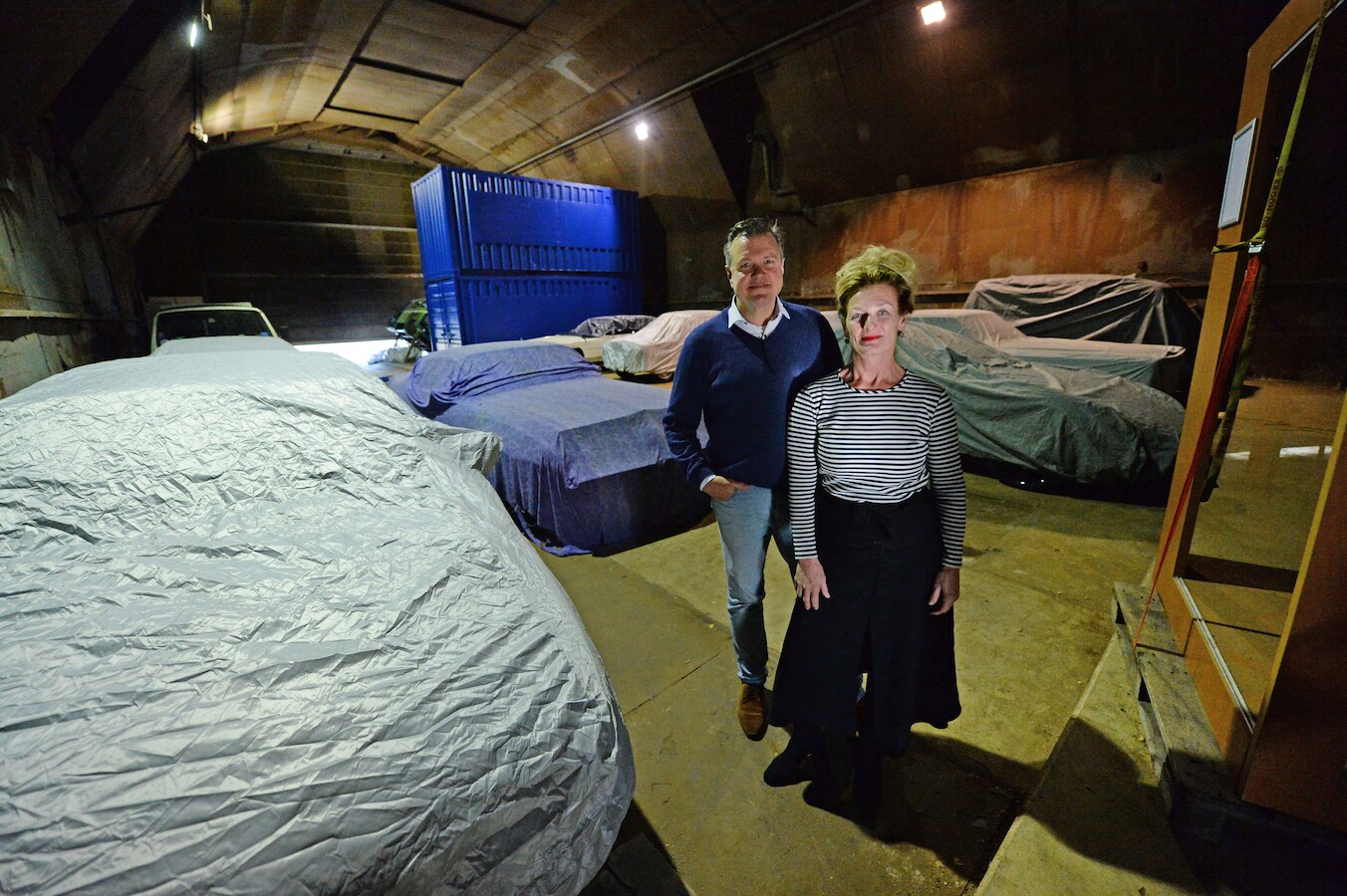 Gebouw 16 tegenwoordig, een opslag voor oldtimers en een bed and breakfast van René en Monique Haafkes.