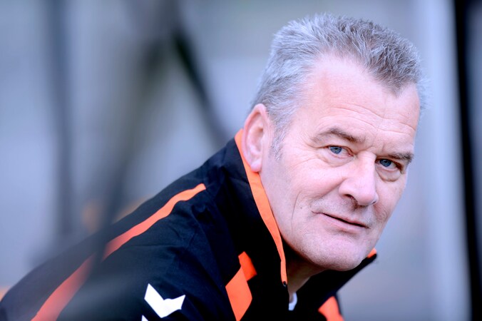 Rob Poell nieuwe trainer LSV | Sport | Tubantia.nl