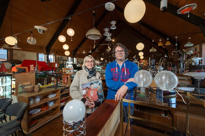 Kringloopwinkel De Oude Spar is eigenlijk een vintage walhalla: ‘Tijd ...
