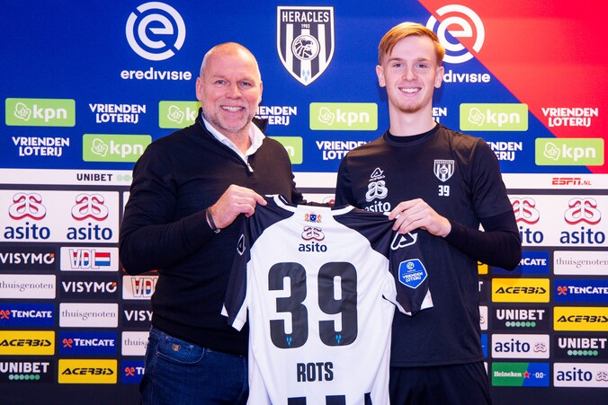 Heracles voegt FC Twente-talent toe aan selectie: ‘Heeft de kwaliteiten ...