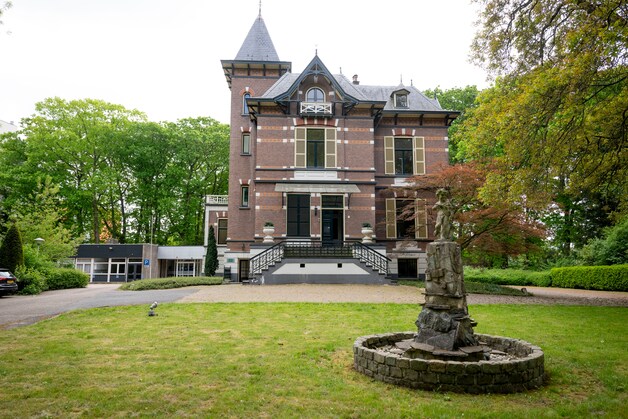 Te koop: Huize Castello in Almelo; van majestueus filiaal van Huize ...