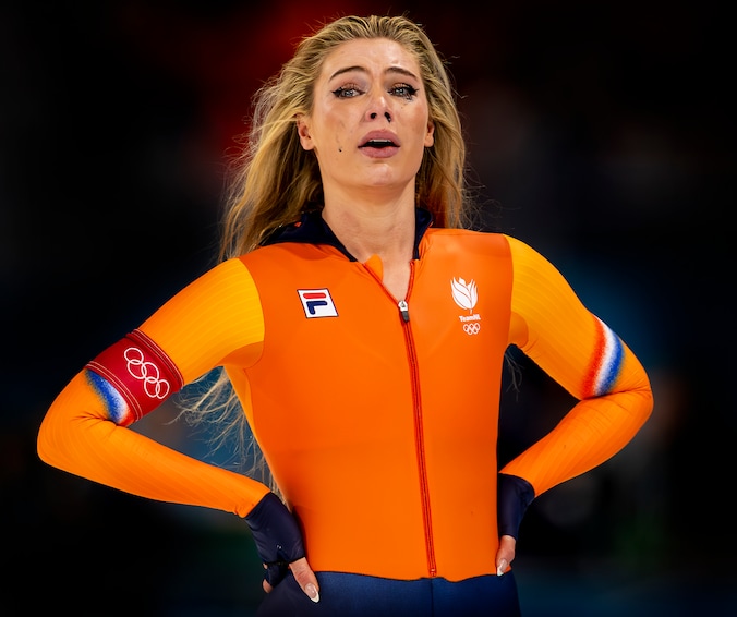 olympisch-schaatspak-jutta-leerdam-levert-195-000-euro-op-bij-veiling