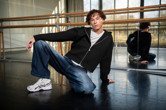 Altijd de achtergronddanser, nu stapt Jay (22) naar voren: ‘Dit is mijn ...